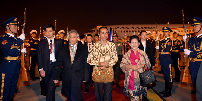 Presiden Jokowi Tiba di Beijing Hadiri APEC ke-22